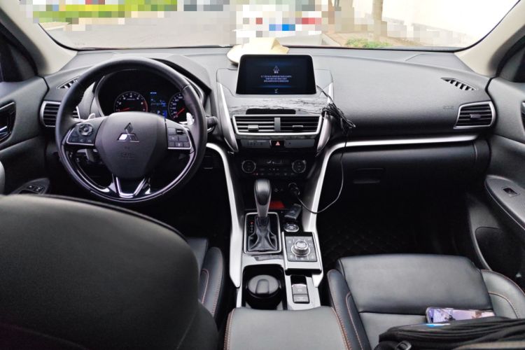 Used Mitsubishi Eclipse Cross 2018 1.5T CVT Four-Wheel Drive TrueMe Edition Center Console