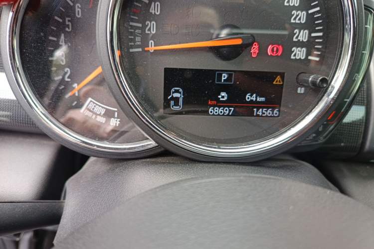 Used MINI MINI 2019 1.5T COOPER Artist