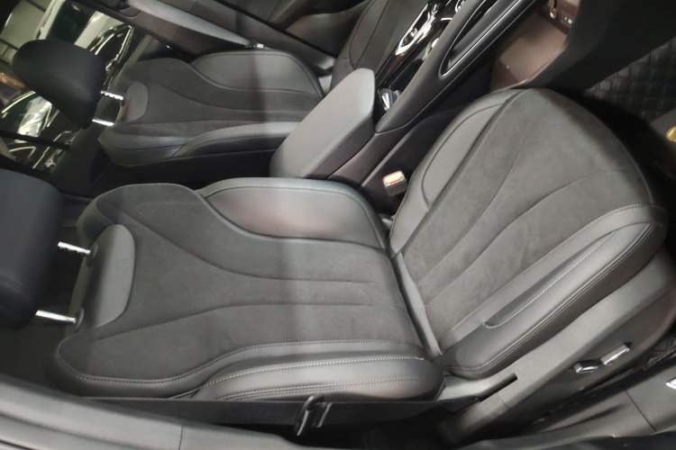 Used Geely Auto Monjaro L 2024 2.0TD High-Power Automatic Two-Wheel Drive Skyline Edition
