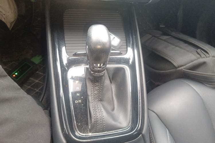 Used Roewe i5 2020 1.5L Automatic 4G Connect Luxury Flagship Edition