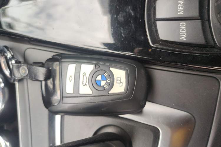 Used BMW 3 Series 2016 316Li Fashion Model