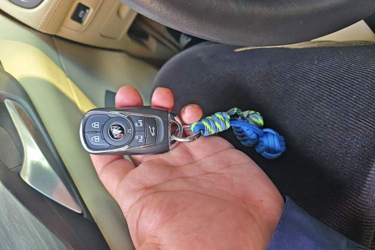 Used Buick GL8 2023 ES Lu Zun Luxury Model