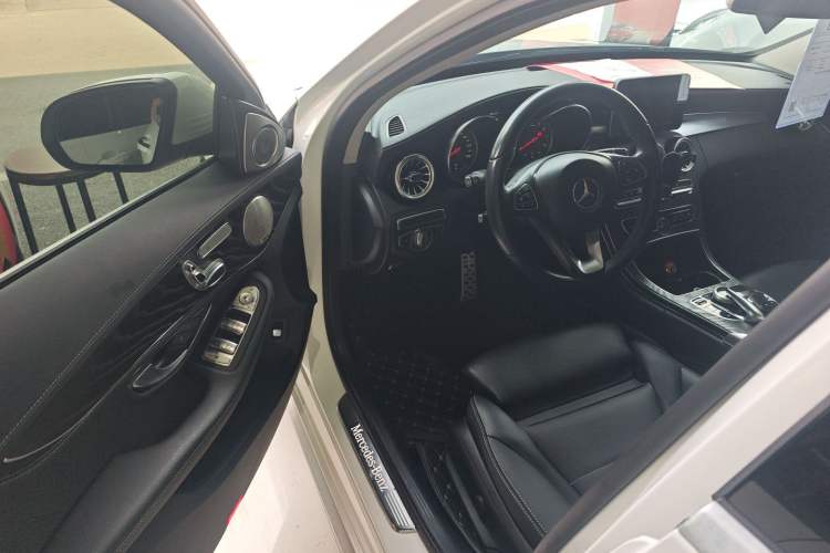 Used Mercedes-Benz C-Class 2017 Facelift C 200 L Sport Edition