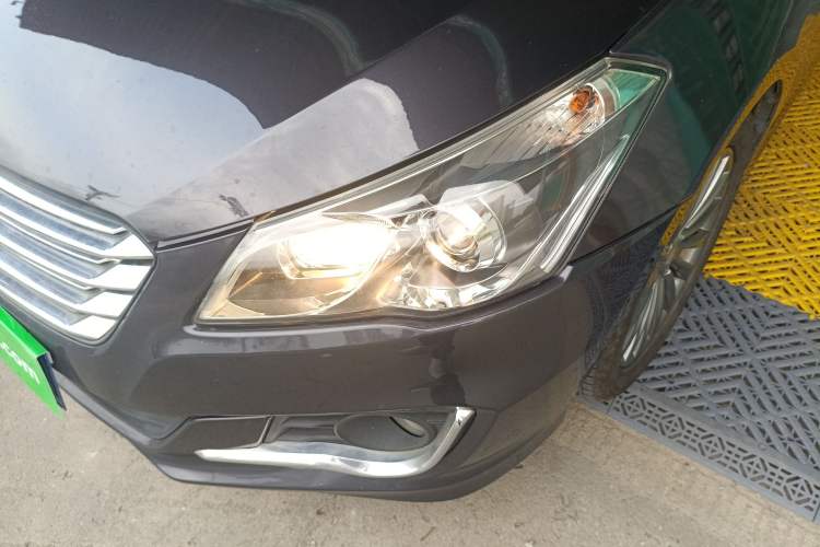 Used Suzuki Alivio 2015 1.6L Automatic Enjoyment Model Left Front Headlight