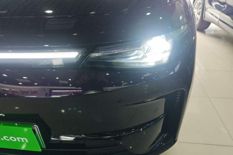 Used Leapmotor C16 2026 Extended-Range 280 LiDAR Zhizun Edition 6 Seats
