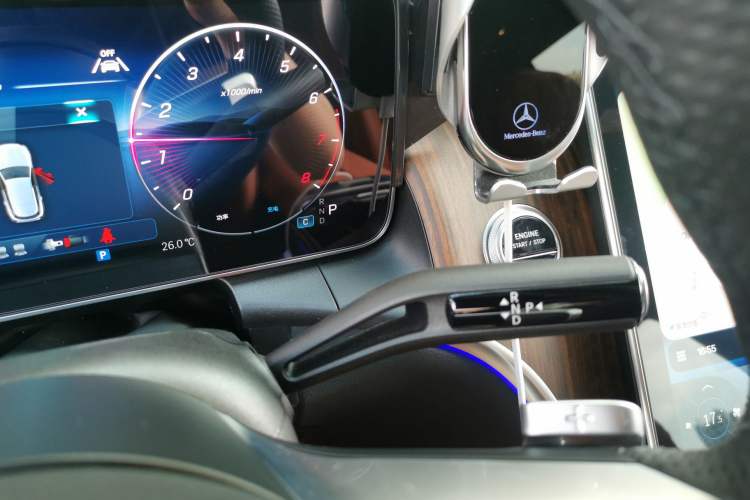 Used Mercedes-Benz GLC 2025 Refreshed GLC 300 L 4MATIC Dynamic Version 5 Seats