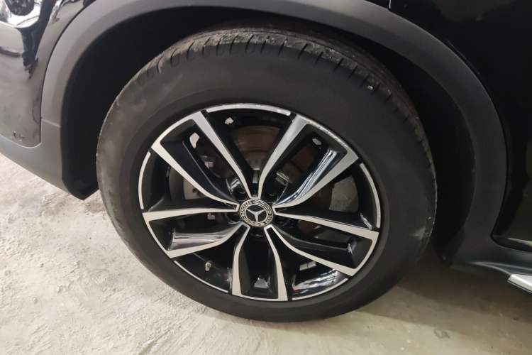 Used Mercedes-Benz GLC 2020 Facelift GLC 300 L 4MATIC Dynamic Edition
