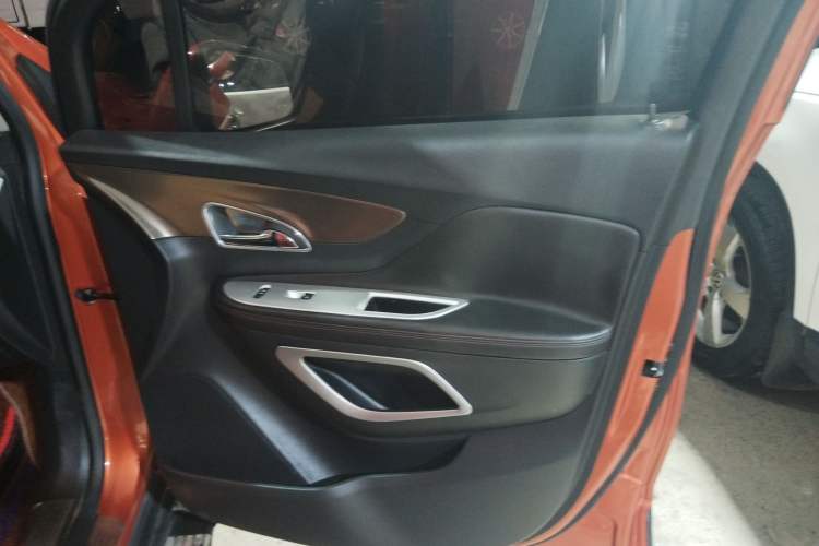 Used Buick Encore 2014 1.4T Manual Two-Wheel Drive Urban Sport Model
