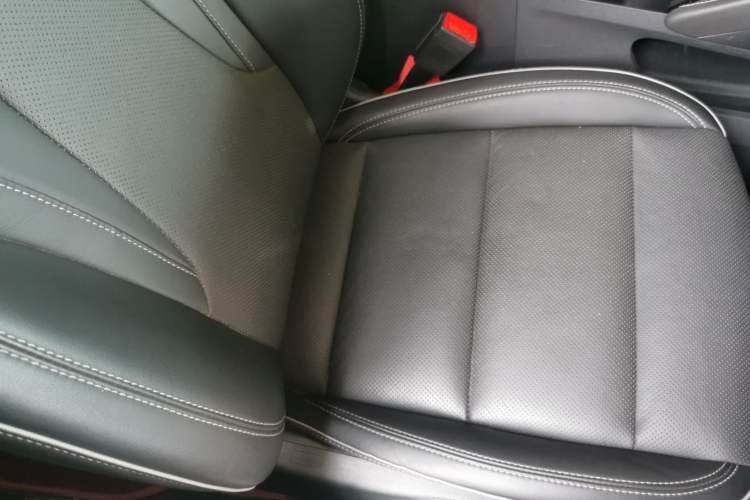 Used Buick Envision 2023 Encore Plus 652T Five-Seat Luxury Model Right Front Seat