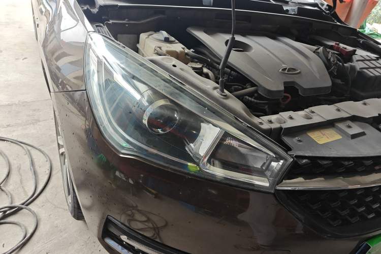 Used Chery Arrizo 5 2017 SPORT 1.5T Manual Luxury Edition Right Front Headlight