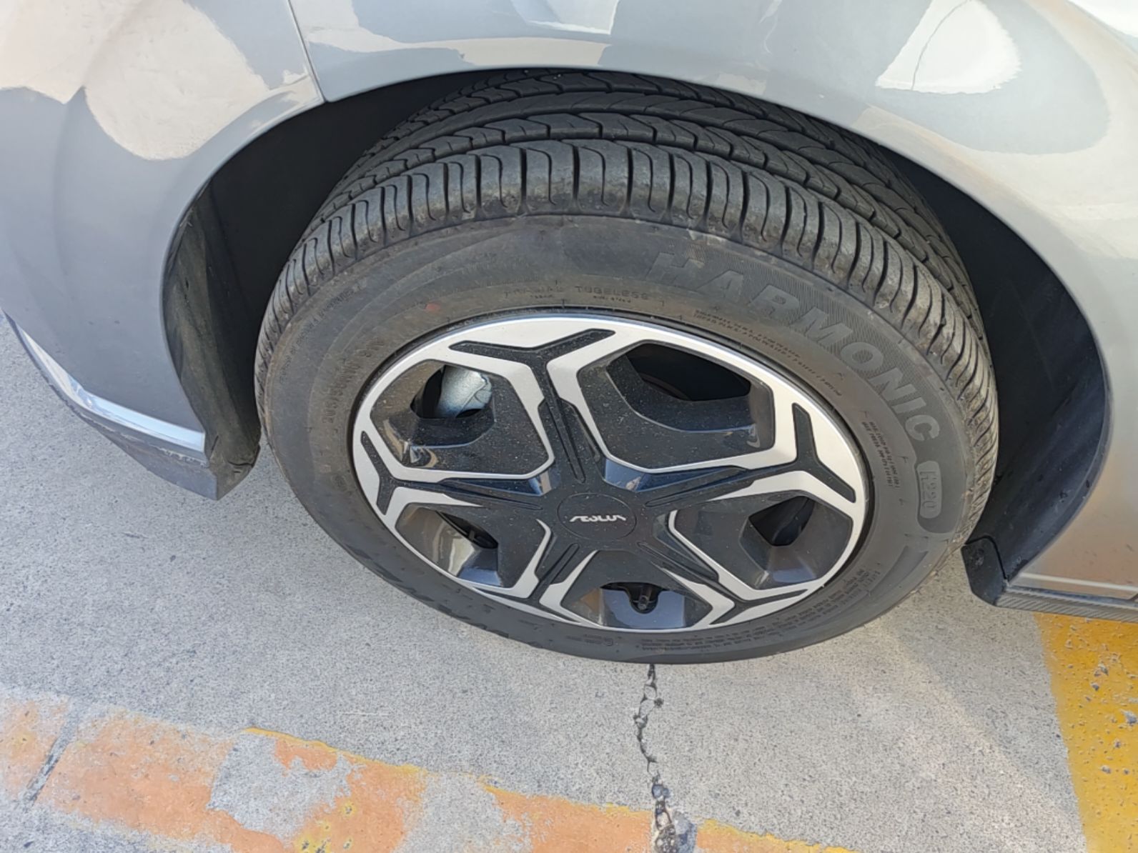 Dongfeng Aeolus Yixuan 2026 1.5L Automatic Luxury Edition — снимка 10