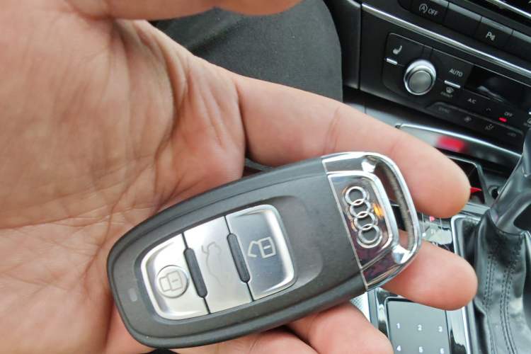 Used Audi A6L 2014 TFSI Comfort Model Vehicle Key