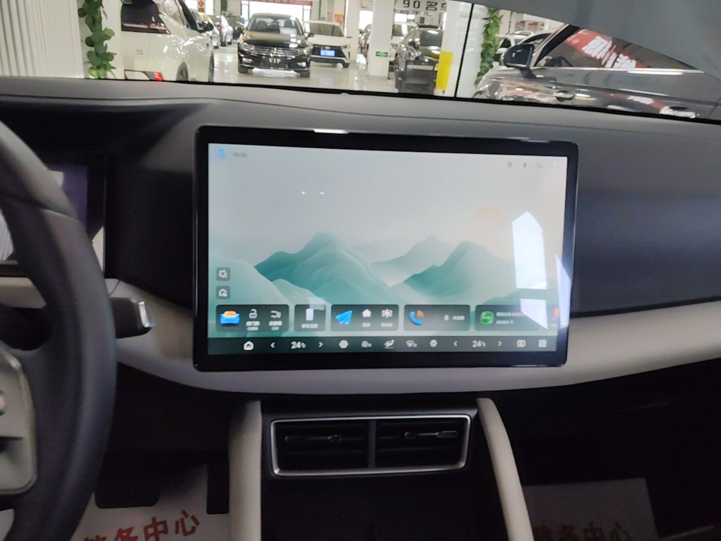 BYD Yuan UP 2025 Intelligent Driving Version 401 KM Dynamic Edition — снимка 15