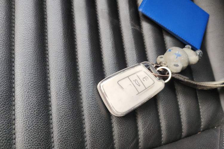 Used Volkswagen Magotan 2017 330TSI DSG Leading Model Vehicle Key