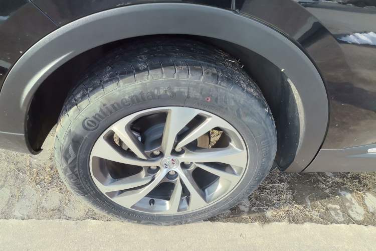 Used Buick Envision 2023 Encore S 552T Two-Wheel Drive Luxury Model