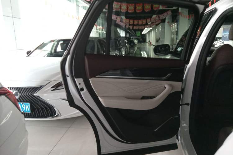 Used Geely Auto Monjaro L 2023 2.0TD High-Power Automatic Two-Wheel Drive Flagship Version