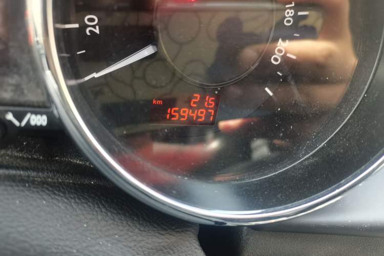 Used Peugeot 3008 2016 1.6THP Automatic Classic Edition Odometer Close Up