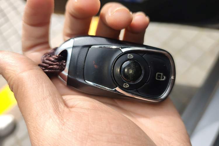 Used Chevrolet Monza 2020 320 Automatic Enjoyment Edition Vehicle Key