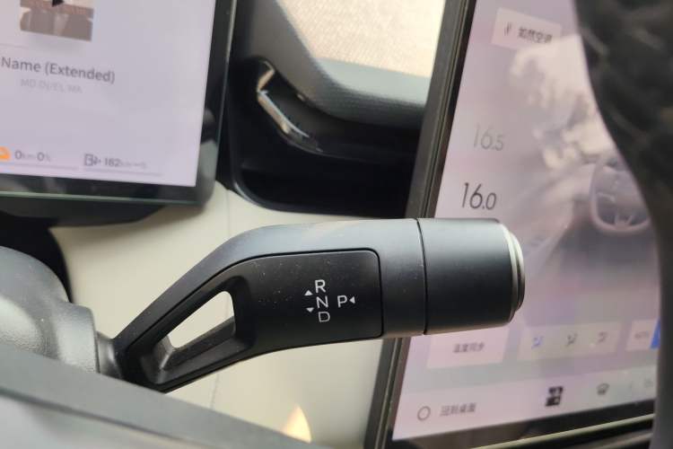 Used Lynk & Co 08 EM-P 2023 245km Ultra-Long Range Halo