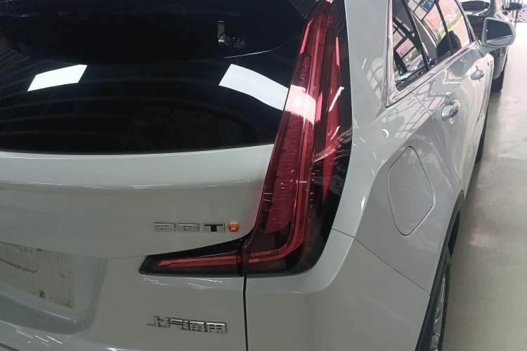 Used Cadillac XT4 2018 28T Two-Wheel Drive Leading Version