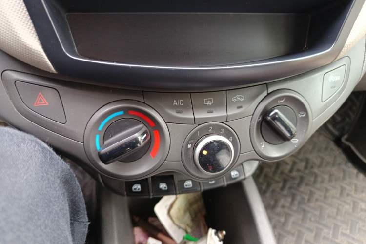 Used Chevrolet Sail 2018 Sail 3 1.3L AMT Ideal Edition
