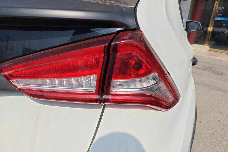 Used Luxgen U5 SUV 2017 1.6L CVT Maxima AR+ Edition