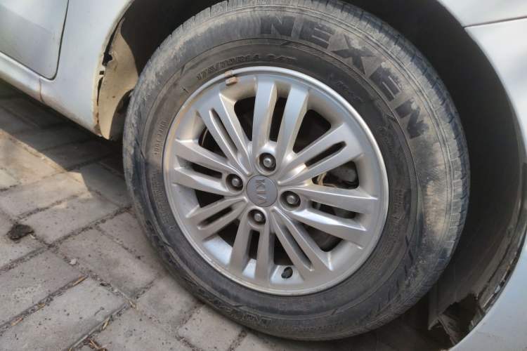 Used Kia Pegas 2017 1.4L Manual Fashion Edition Smart Right Front Wheel Hub