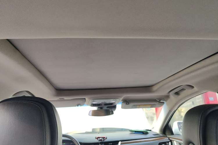 Used Cadillac XTS 2014 28T Luxury Model