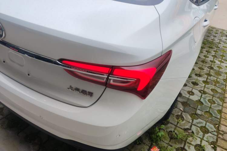 Used Buick Verano 2020 15T Automatic Trend Edition Right Rear Taillight