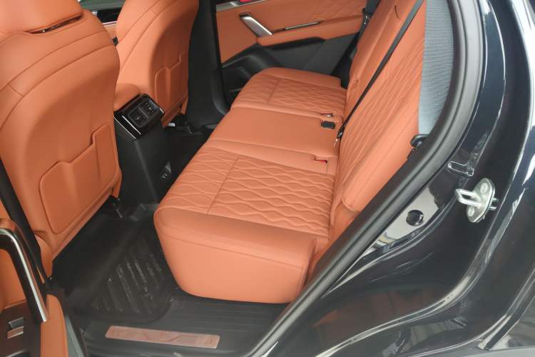 Used BYD Tang New Energy 2025 Model Smart Drive Version DM-i 175KM Prestige Version
