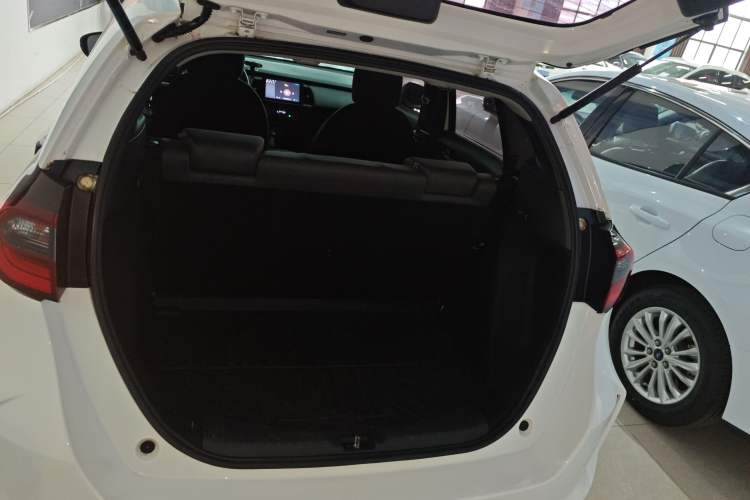 Used Honda Fit 2021 1.5L CVT Trendy Edition
