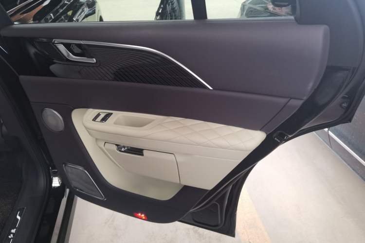 Used Hongqi E-HS9 2021 510 km Flagship Edition Four Seats
