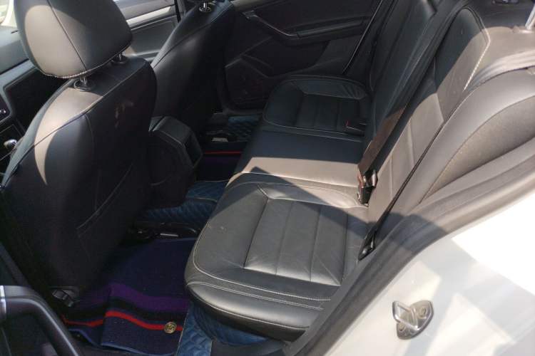 Used Volkswagen Lavida 2015 1.6L Automatic Comfort Edition