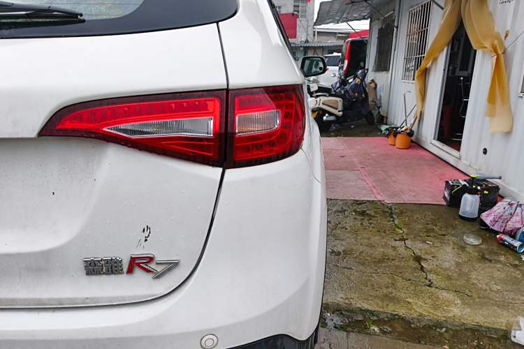 Used FAW Senya R7 2017 1.6L Automatic Smart Version Right Rear Taillight