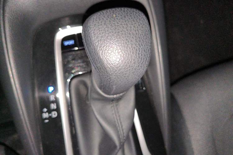 Used Toyota Corolla 2021 TNGA 1.5L CVT Elite Edition Gear Lever