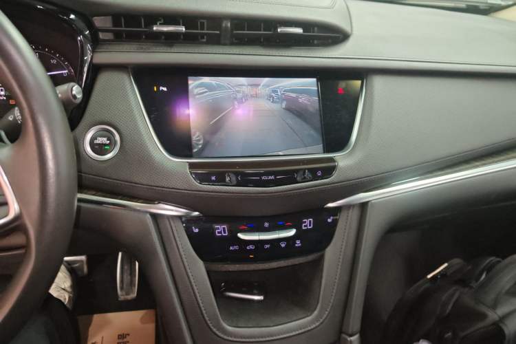 Used Cadillac XT5 2016 28T Four-Wheel Drive Luxury Model
