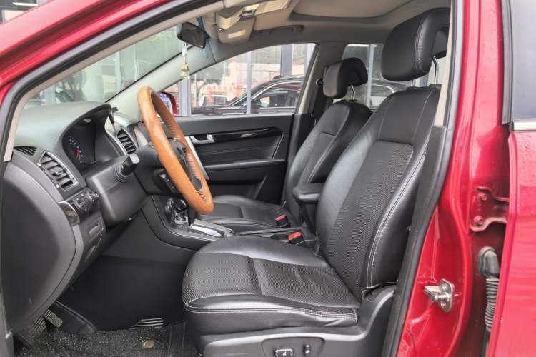 Used Chevrolet Captiva 2014 2.4L Two-Wheel Drive Urban Version 7 Seats
