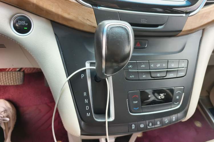 Used Buick GL8 2018 ES 28T Comfort Model China VI Standard