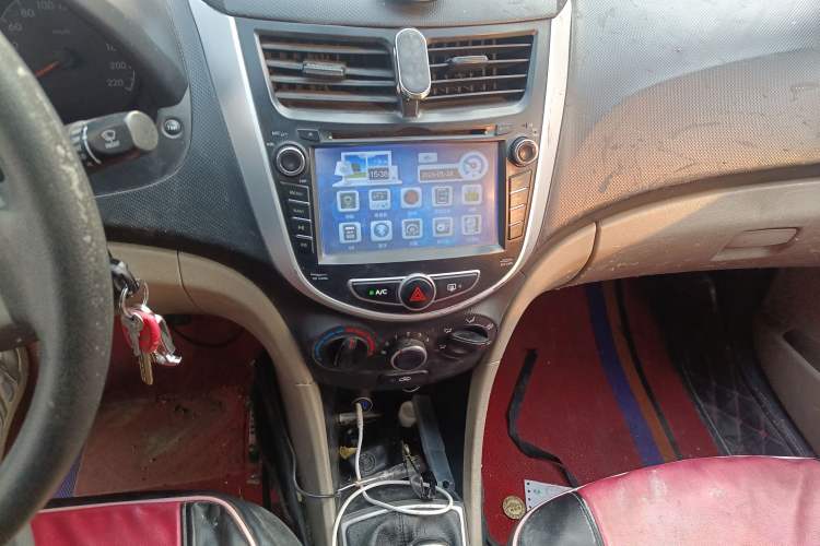 Used Hyundai Verna (older generation) 2016 1.4L Manual Fashion GS
