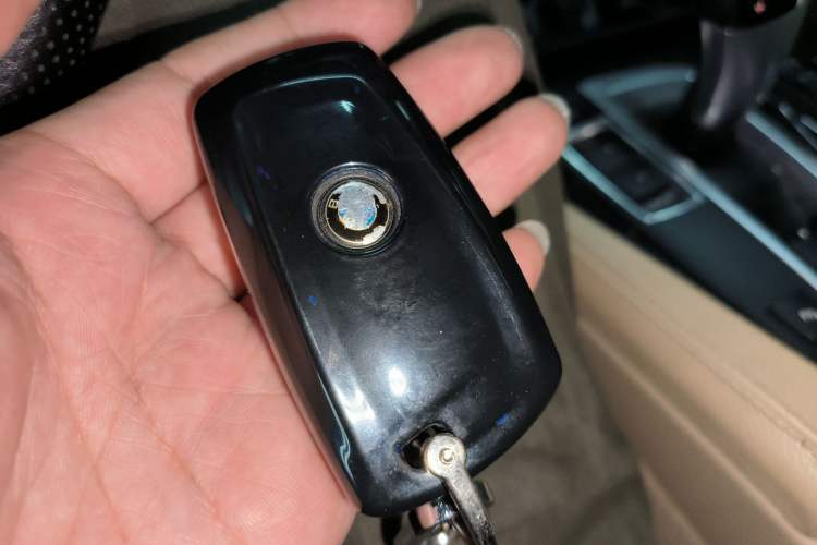 Used BMW 5 Series 2013 525Li Luxury Model