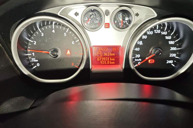 Used Ford Focus 2013 Hatchback Classic 1.8L Automatic Base Model