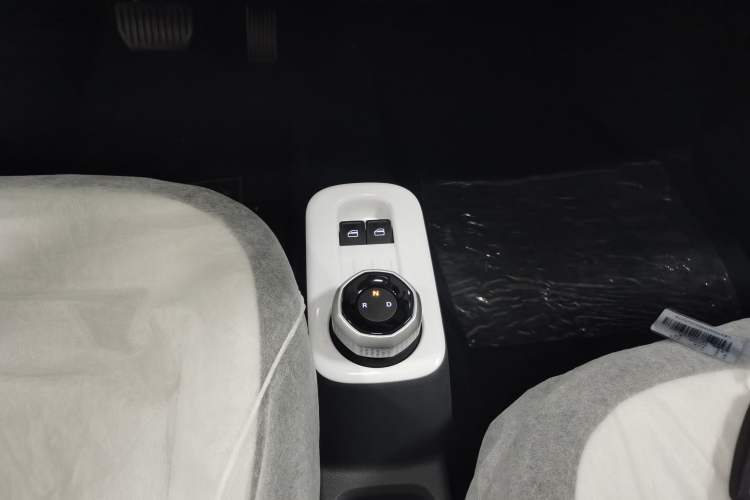 Used Geely Galaxy Panda 2025 210 km – Yuanqi Bear
