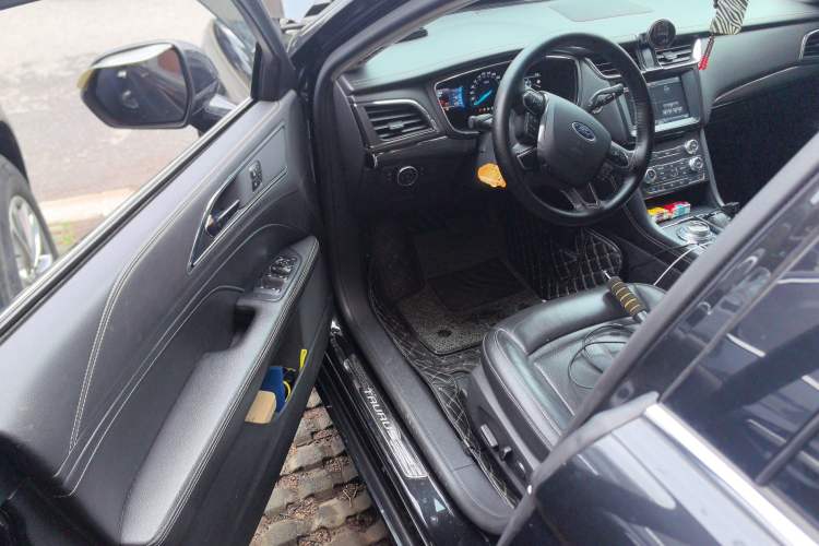 Used Ford Taurus 2015 EcoBoost 245 Fashion Edition