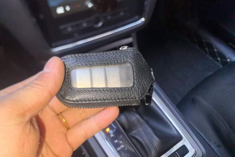 Used Roewe i6 2019 PLUS 1.6L CVT 4G Connected Flagship Deluxe Edition
