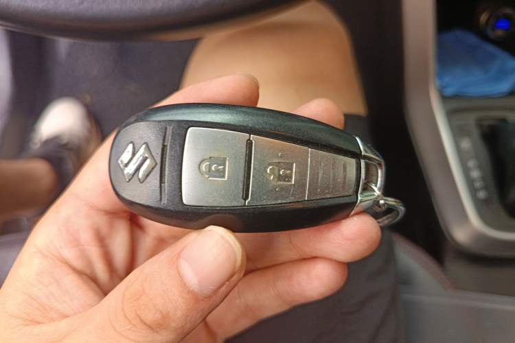 Used Suzuki S-Cross 2014 1.6L CVT Two-Wheel Drive Elite Version Vehicle Key