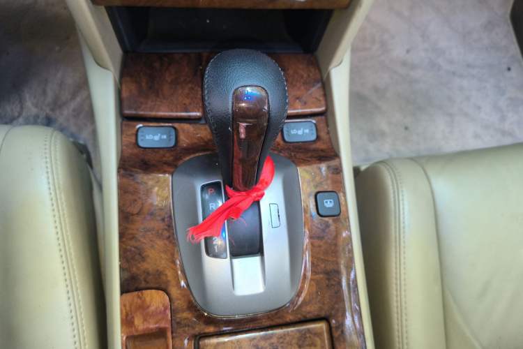 Used Honda Accord 2011 2.4L EX Gear Lever