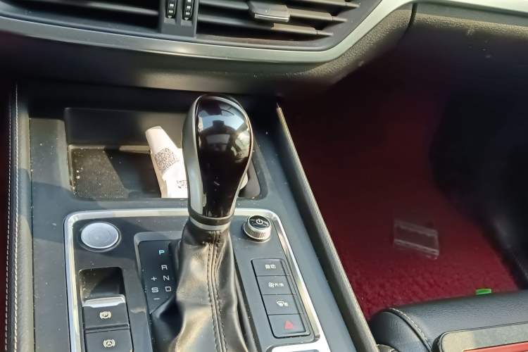 Used BYD Tang 2019 2.0T Automatic SmartConnect Luxury 7-Seater China VI Standard
