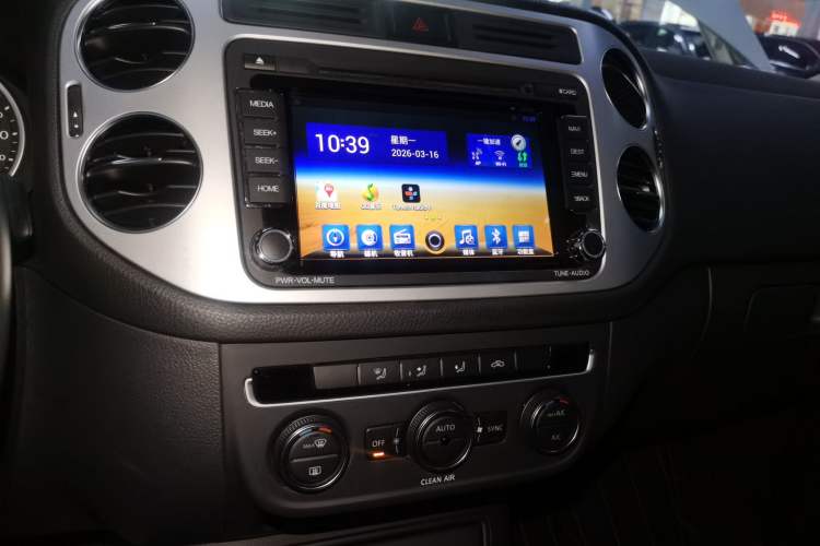 Used Volkswagen Tiguan L 2017 300TSI Automatic Two-Wheel Drive Silk Road Comfort Edition