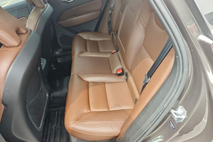 Used Volvo XC60 2021 T5 4x4 Smart Luxury Edition Left Rear Seat