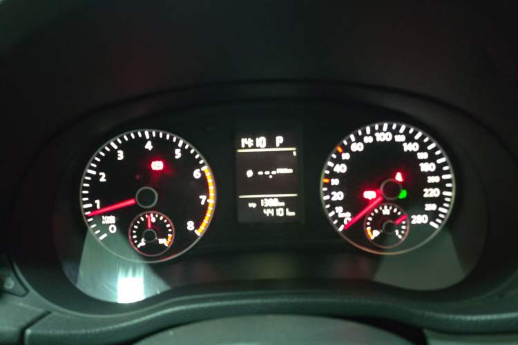 Used Volkswagen Passat 2014 1.8TSI DSG Prestige Edition Instrument Cluster